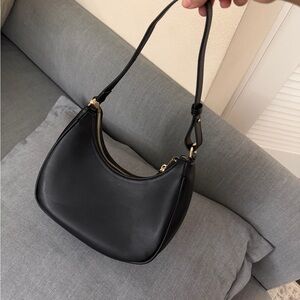 Black Shoulder Bag